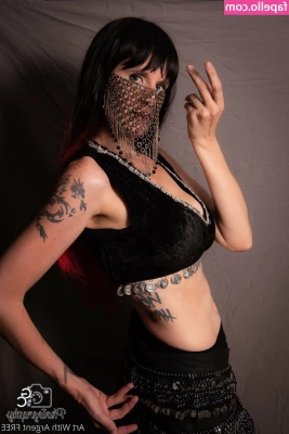 argent_silver21 [ argent-silver21 ] - Who likes RED