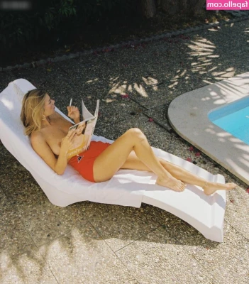 Noemie Neuens [ noemie-neuens ] - A little Sunday funday video for you! 💦💦💦