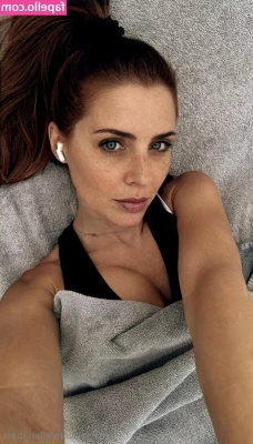 ellariabast - Amo ser sometido por una bella mujer  Podrias ser la siguiente  
