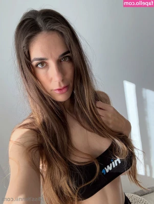 missyennii.free [ missyennii-free ] - good morning starshine! 🌟 how are you getting ready to face the
