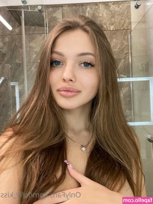 lolly_kiss [ lolly-kiss ] - Who wants more