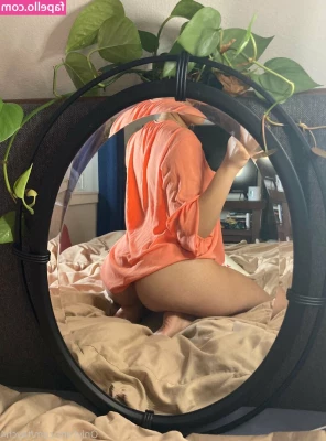 t4ych4 - ALOHA MONDAY BABES    _   XO
