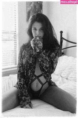 leahgotti - Good morning my loves 😻