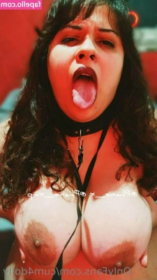 cum4dolly - Did anybody ask for a Goddess    Looks like I just came down from the