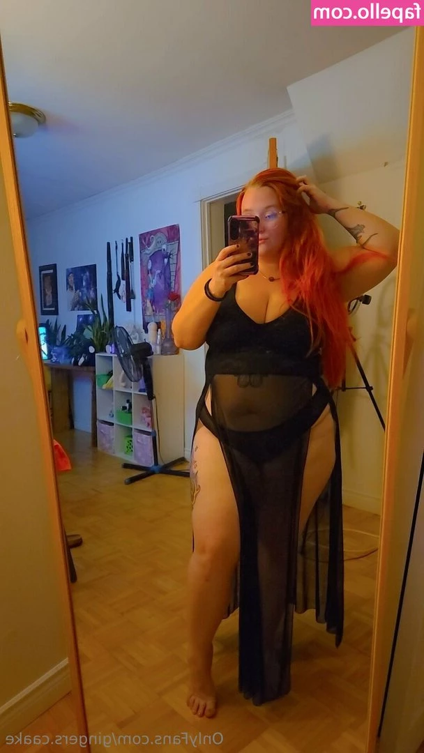 gingers.caake [ gingers-caake ] - Soothing bubble bath   feetpicsforsalefeetpics  footfetish  feet 