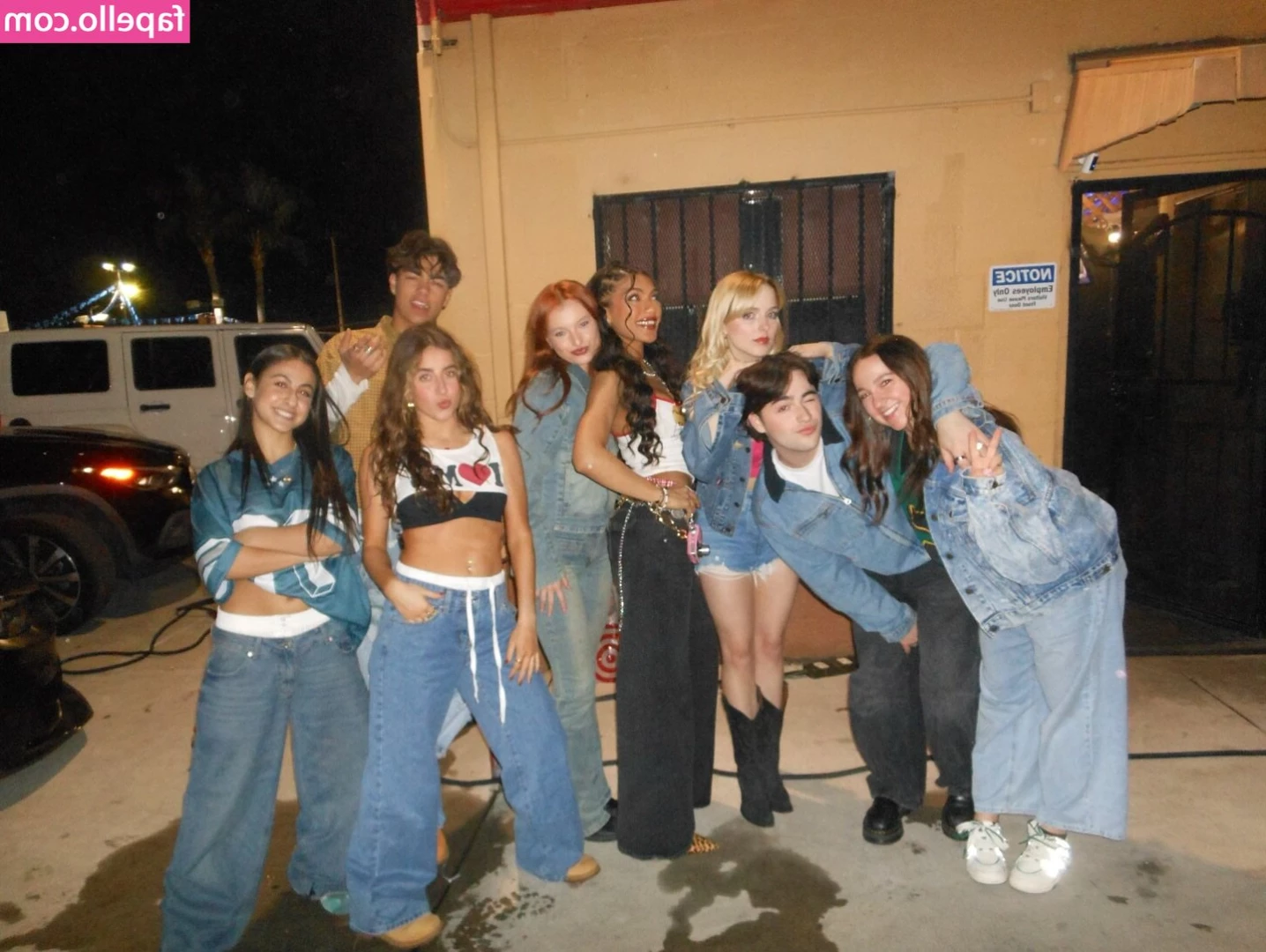 Mckenna Grace [ mckenna-grace ] - The World Would Be A Better Place If You d Pay To Play With My Soles