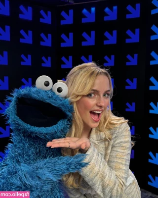 Mckenna Grace [ mckenna-grace ] - Come here  mmmmmm