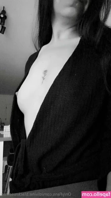 divine.blackrosefree [ divine-blackrosefree ] - HE CAME AT 4AM FOR THIS    PART 2