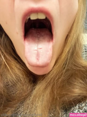 veronicabbc - What content would you love to see these Holidays babe? 😍 I'm