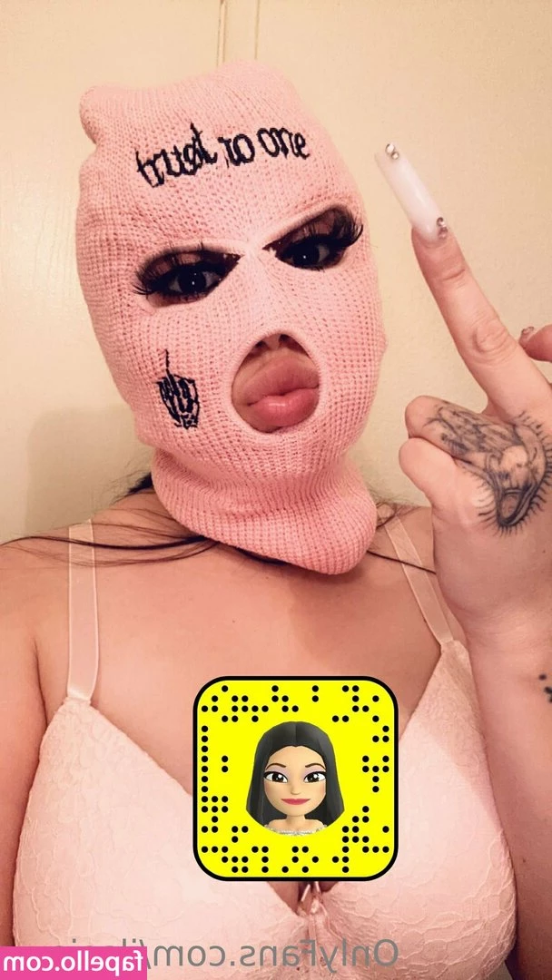 ilsejayy - Another very casual and cheap selfie pack for you    Me in the