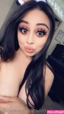 ilsejayy - POV   You re a cuck watching my partner push my toy in deeper wishing