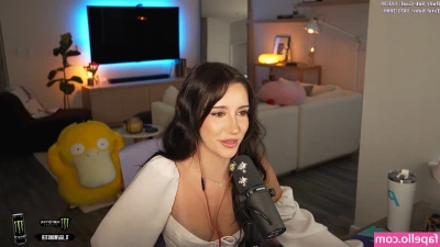 brieanneroksa - ~Weekly Video~ Beep Beep! I've been so horny we had to stop for