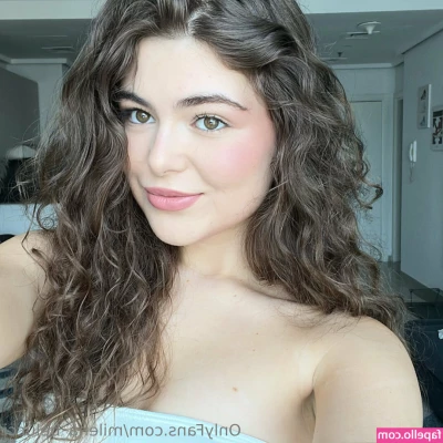 milena_belucci [ milena-belucci ] - Touch me here please