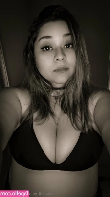 ima_filthycasual [ ima-filthycasual ] - I love this giant tongue toy against my own dirty mouth 👄