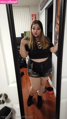 ima_filthycasual [ ima-filthycasual ] - Would your GF get mad I I leave lipstick 💄👄 all over your body?