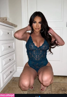 Brittany Murillo [ brittany-murillo ] - Wanna sniff the flowers?