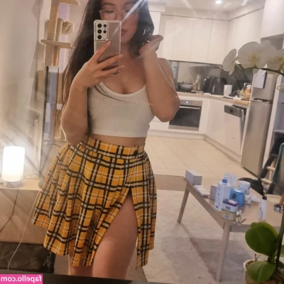 nvtsha - suction cup dildo on the floor