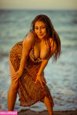 Worldofariel - I love it when he watches me (while I'm showing off and being slutty).