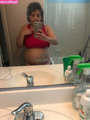 bluhawk1995 - Replying to DM s soon
