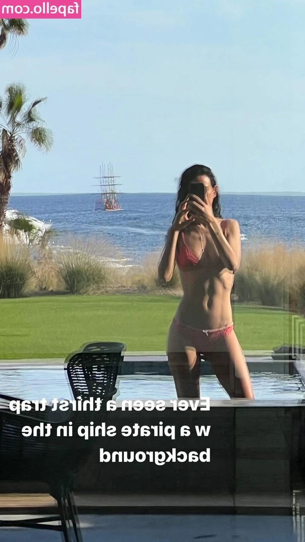 Cazzie David [ cazzie-david ] - Looking forward to a new Smoking video on Sunday?
