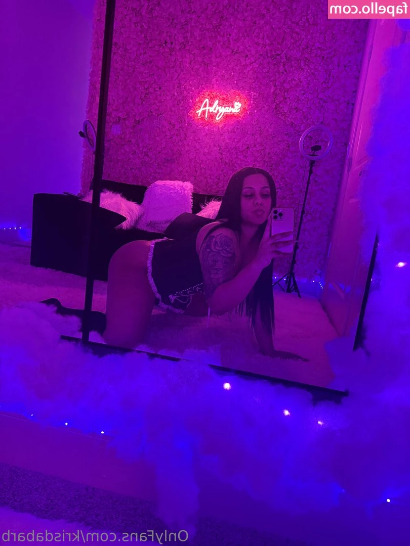 krisdabarb [ krisdabarb-1 ] - I m gorgeous and I know it