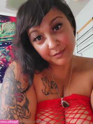 theteaissweet - I know you want this booty!
