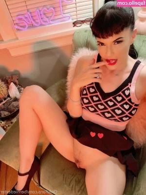 Bernie Dexter [ bernie-dexter ] - This week is my 11th anniversary of making adult content 😳🥹🤯