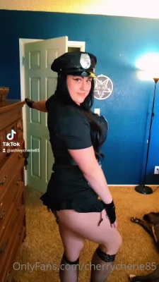 cherry6669 - Perfect positioning for you to fuck my arch!