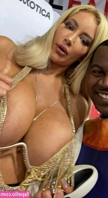 Nicolette Shea [ nicolette-shea ] - A quien se le antoja