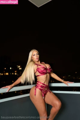 Nicolette Shea [ nicolette-shea ] - Princess - J  Lot  Lederhose schwarz und High-Heels  Vorschau- Movie