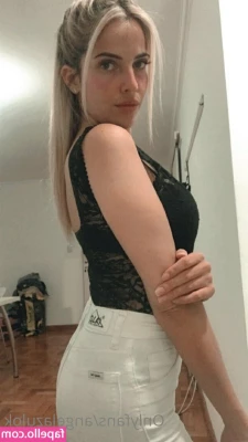 angelazulok - Arruma a cueca para o lado e me fode de 4 🍆🥵😈💦🔞🔥