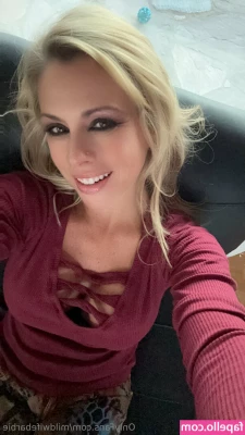 mildwifebarbie - Les mando besitos