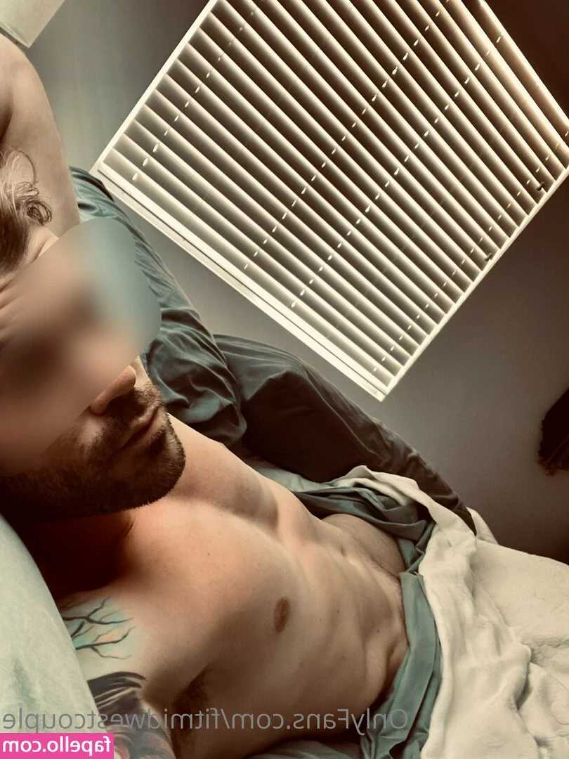midwesternlovers - Want to catch my load while on your knees   Notice mybody starts to