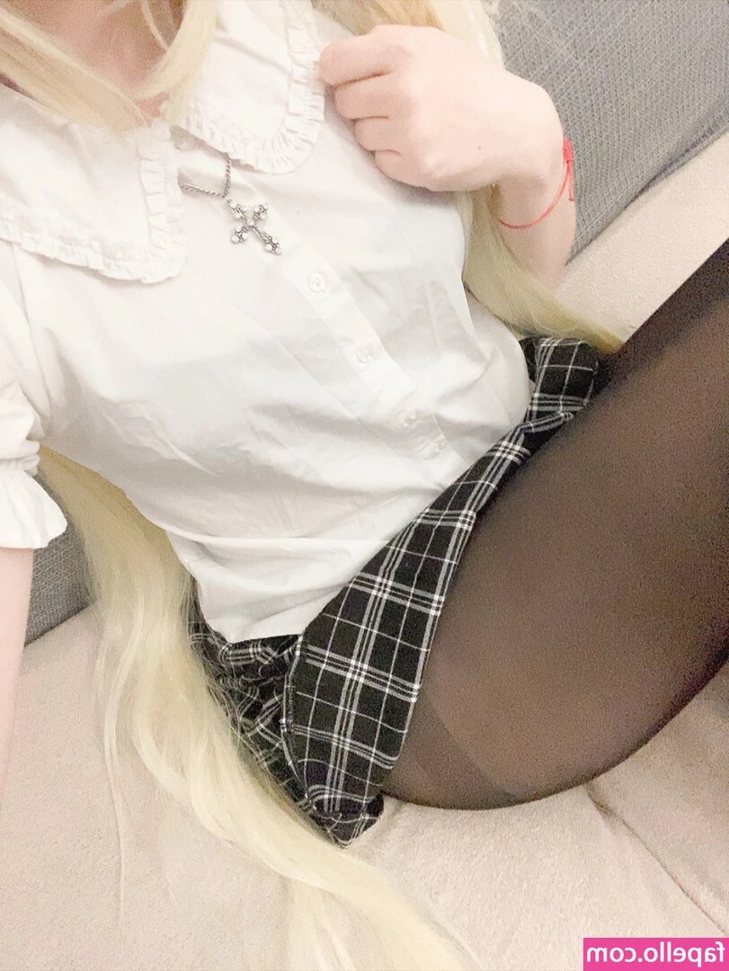 HappyMealBunni - Oh hello