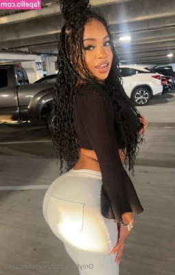 melanincakes - Too glam to give a damn