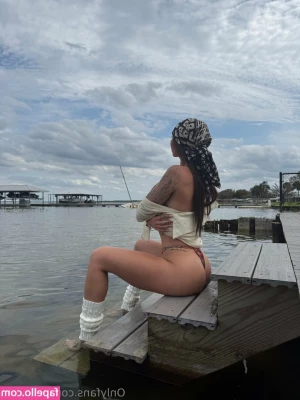jamielyn [ jamielyn-2 ] - I'm patiently waiting for you to empty your load all over my face 🤤
