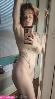 lil.red.rae666 [ lil-red-rae666 ] - Definitely horny this morning I love waking up with wood
