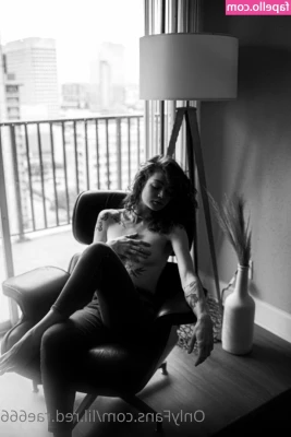 lil.red.rae666 [ lil-red-rae666 ] - Definitely need someone to work my ass over