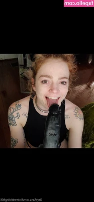 lil.red.rae666 [ lil-red-rae666 ] - Want to get under or behind