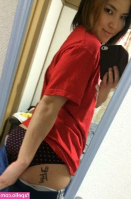 Hikaru Shida [ hikaru-shida ] - Throwback 🥰 happy Easter! 🐣