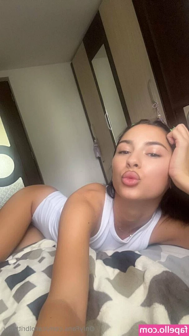 brittanyzick - Ready for my close up