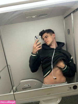 jacksonxkrec - oh yes I was playing with my friend... a great friend and I