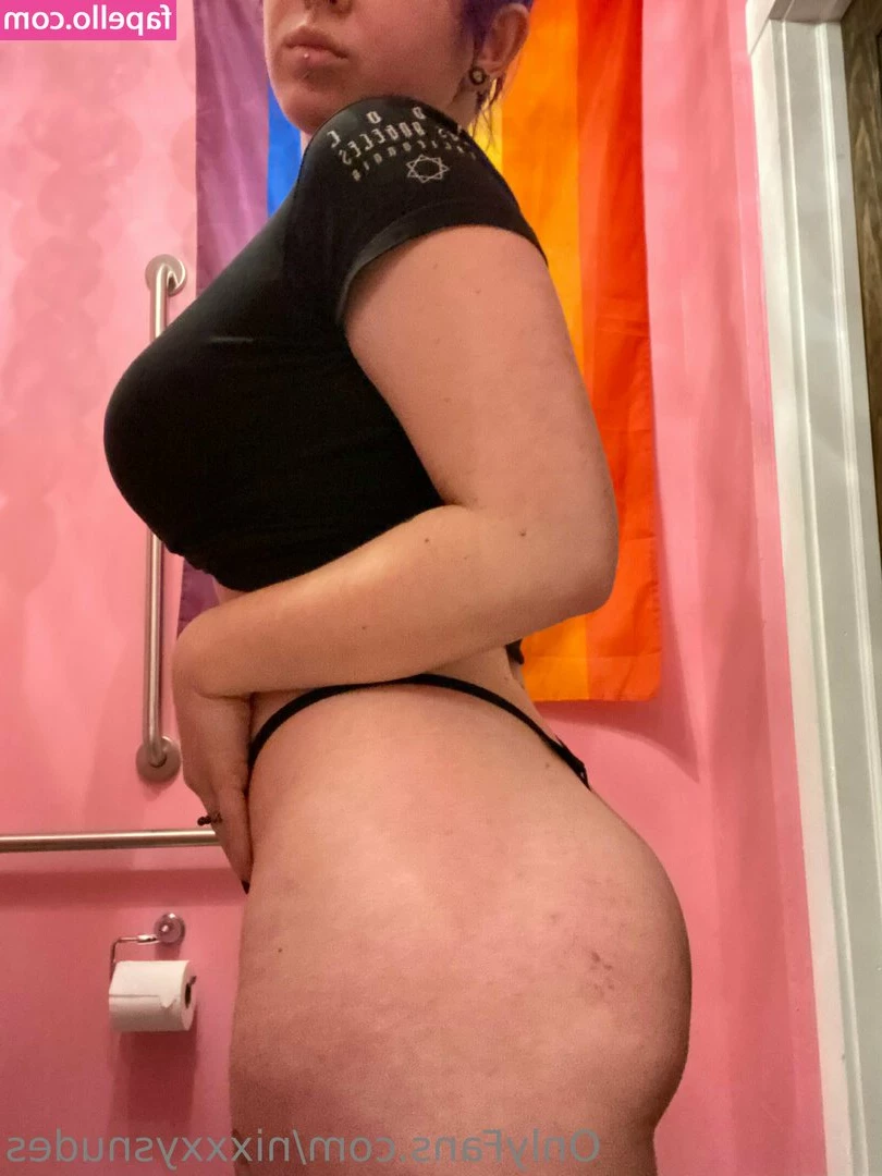nixxxysnudes - Soooo comfy  flipflops  feet