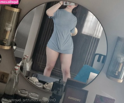 Wheybunny - Grip my body tight and don't let go