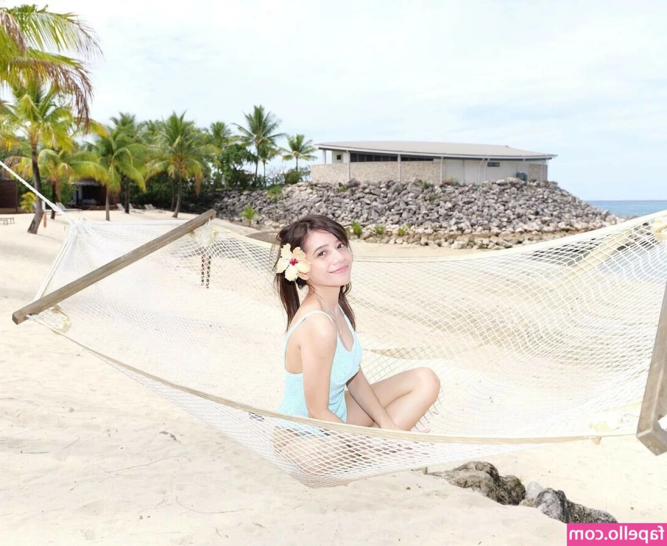 Eeeveenara - Lazy girl goodmorning