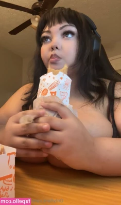cinnarollbabe - Sorry for the delay on that one
