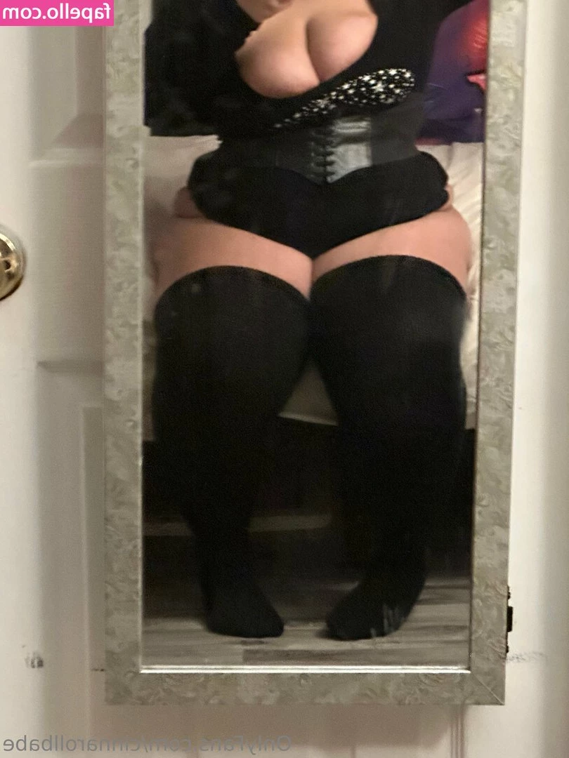 cinnarollbabe - Sexy Saturday Loves  Will be posting a joi video tonight too