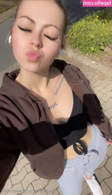Sweetjoli69 - I can make your eyes roll in just a second 🥰
