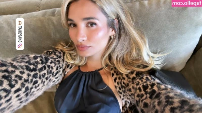 Pia Mia Perez [ pia-mia-perez-3 ] - New Girl here   Cum Say Hi  Working on a bunch of stuff   this is