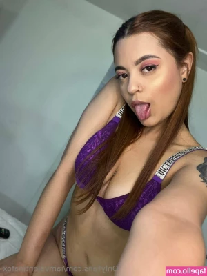iamvalentinafox - Flawless